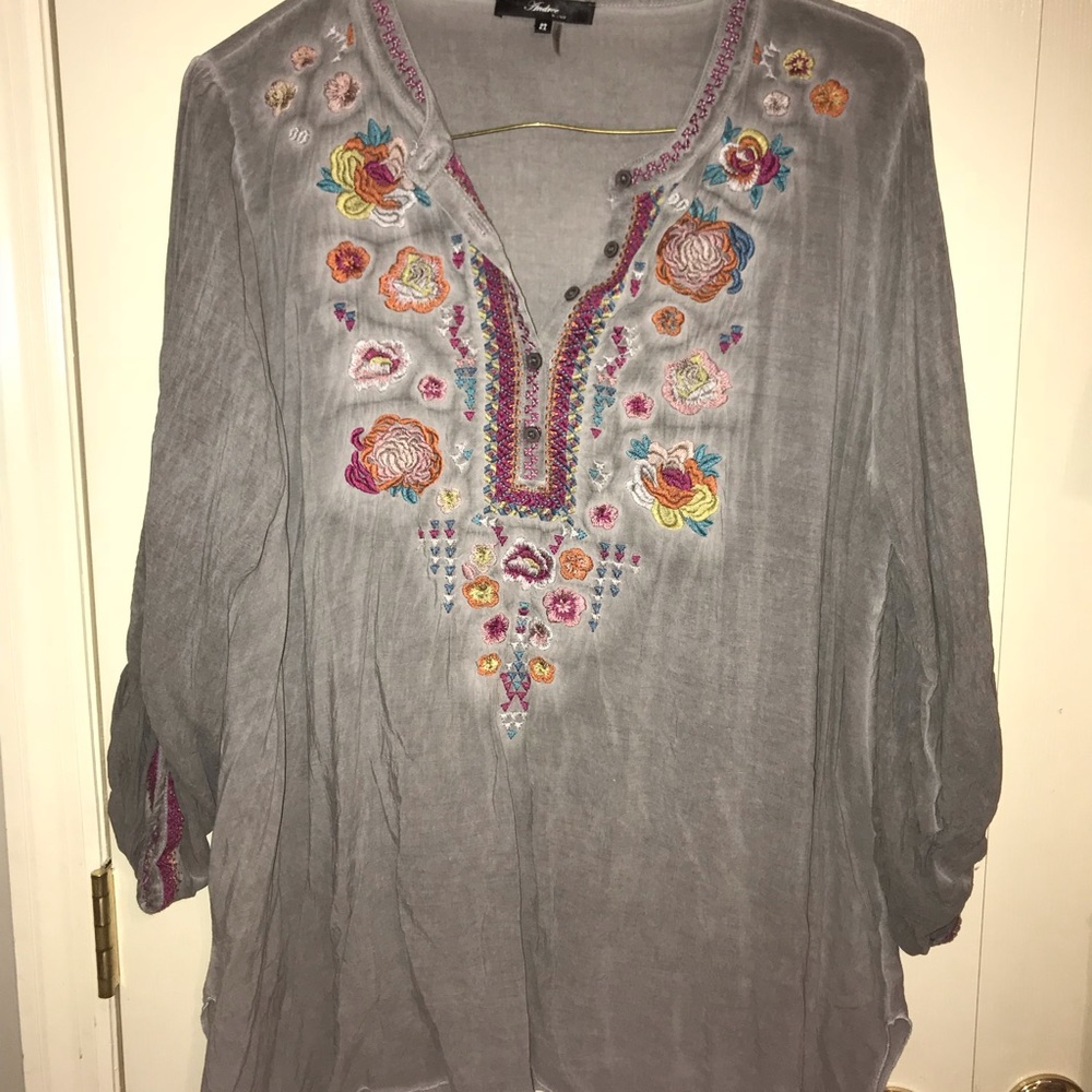 Embroidered shirt